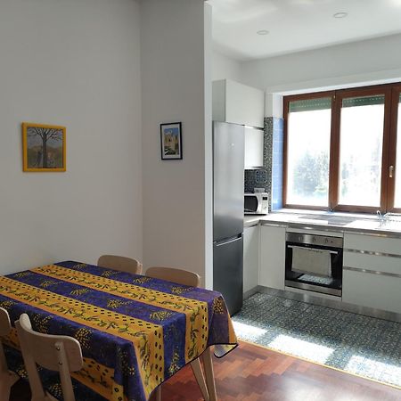 New Panoramic Apartment - Half Way Center-Vomero District Neapol Zewnętrze zdjęcie